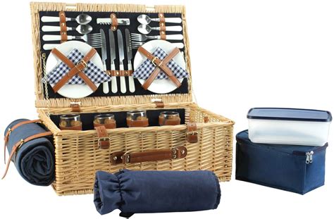 Choosing a Picnic Set