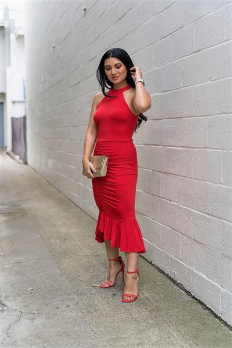 Choosing the Perfect Red Dress