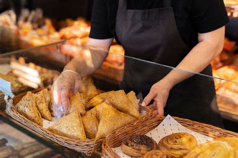 Choosing the Right Bakery