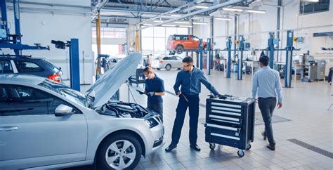 Choosing the Right Independent Auto Repair Shop