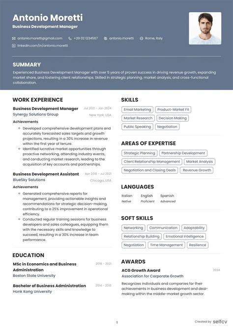 Choosing the Right Resume Template