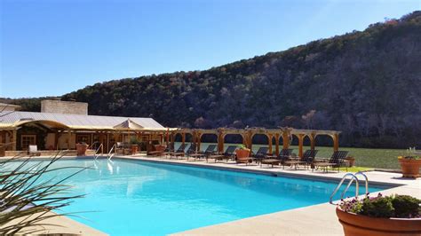Choosing the Right Wellness Retreat in Texas