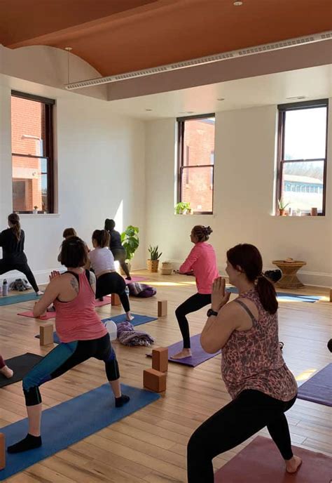 Choosing the Right Yoga Studio in Baltimore