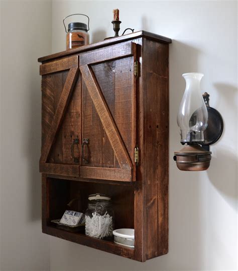 Choosing the right wood medicine cabinet