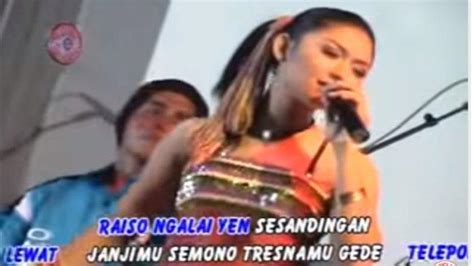 Chord Gitar Layang Sworo