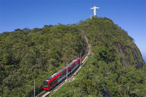 Christ the Redeemer by train