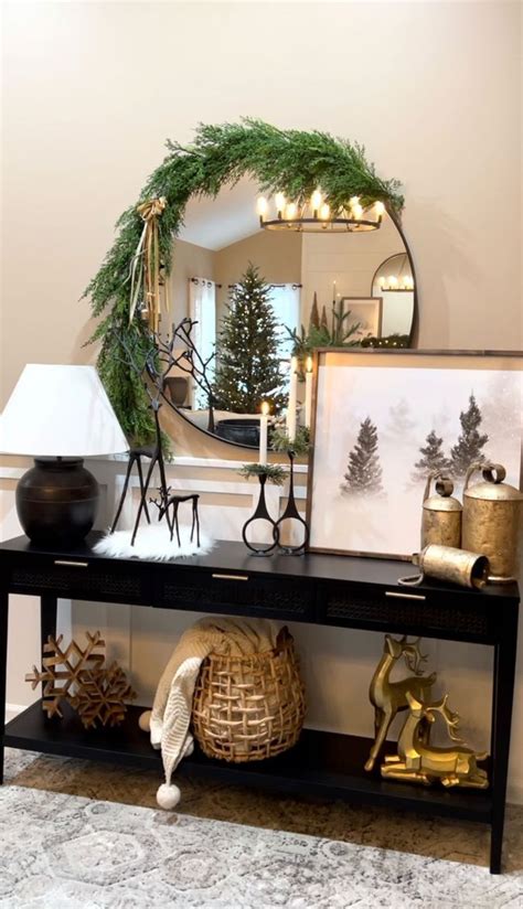 10 Festive Christmas Decor Ideas For Your Console Table
