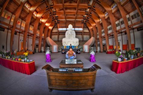 Chuang Yen Monastery architecture