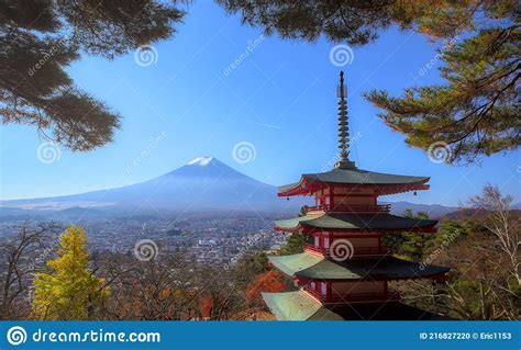 Chureito Pagoda panoramic view