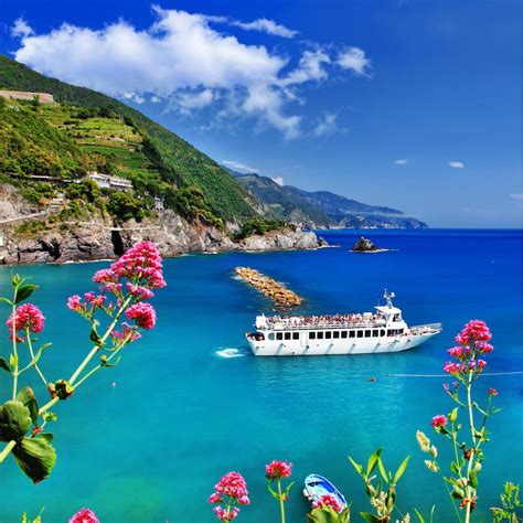Cinque Terre Boat