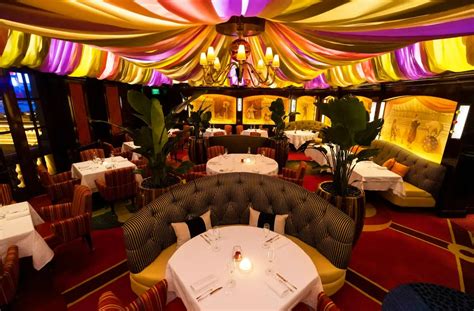 Cirque Restaurant And Bar