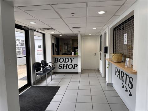 Clarksburg Collision Center