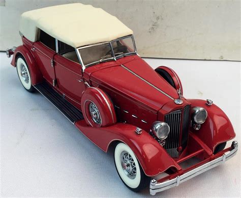 Classic Car Diecast Models: A Nostalgic Collection