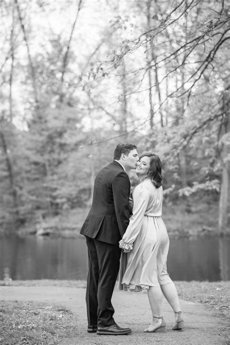 Classic Couple Pictures Poses