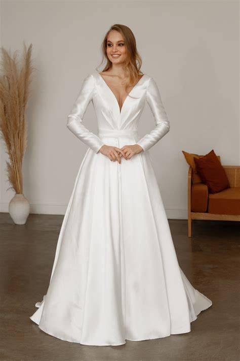 Classy Wedding Dresses with Sleeves