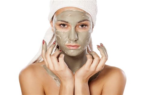 Reveal Your Radiance: Uncover the Secret to Glowing Skin with Clay Mask for Dryness