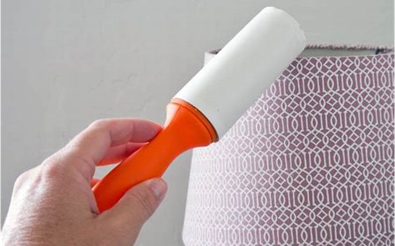 Cleaning Lampshades With Lint Roller