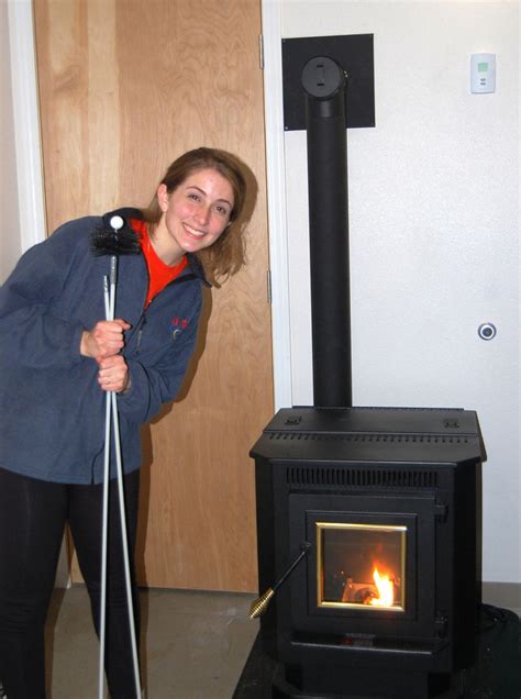Cleaning and maintenance of pellet stove