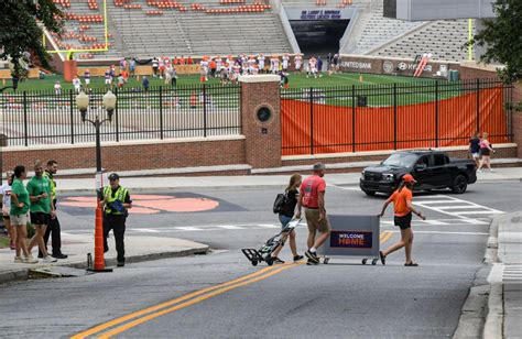 Clemson Fall 2024 Move In Day