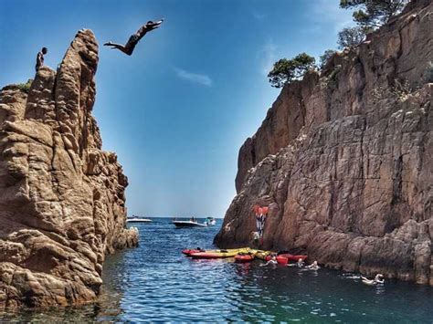 Barcelona Cliff Jumping & Coasteering: Your Transport Guide