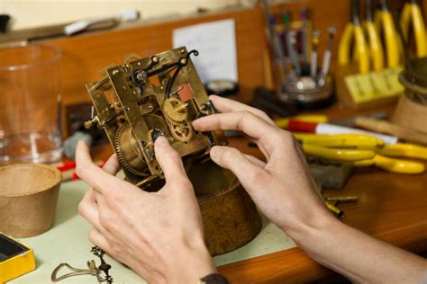 Clock repair service