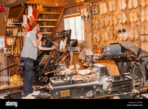 Clog Making Demonstration