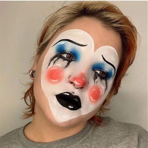 Clown makeup base