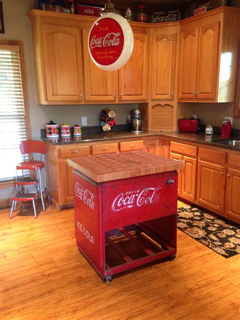 The 25+ best Coca cola kitchen ideas on Pinterest Cocoa cola, Coca cola decor and Coke