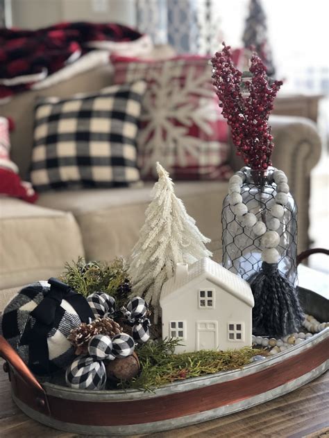 10 Festive Coffee Table Tray Ideas to Elevate Your Christmas Decor Game