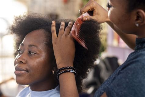 Coiffeuse africaine