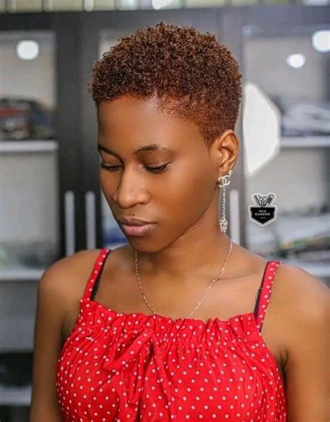 Coiffure Afro Court