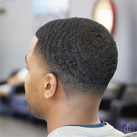 Coiffure Wave Homme Noir