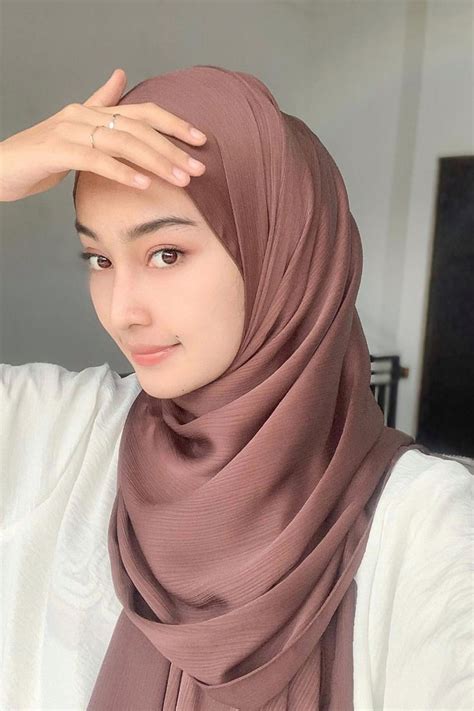 Hijab Cokelat
