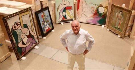 Collection for art collectors