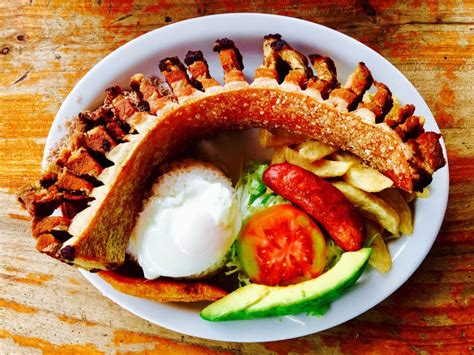 Satisfy Your Cravings for Mouth-Watering Colombian Delicacies – Discover the Best Colombian Food Near You!
