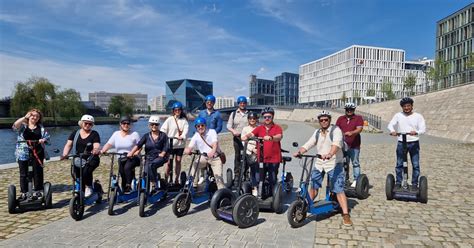 Cologne E Scooter Tour Guide