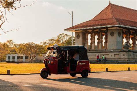 Colombo Tuk Tuk Tour Price