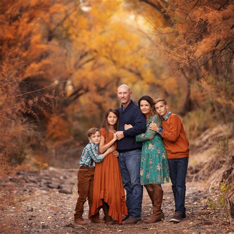 Color Schemes For Fall Family Photos