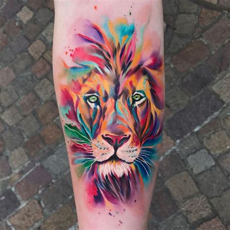 Nice looking colored shoulder tattoo of lion with flowers
