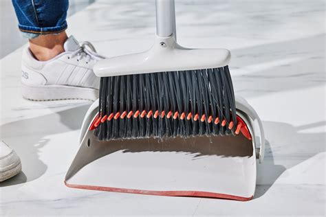 Combing Broom