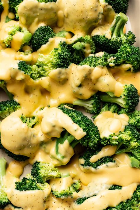 Combining broccoli and cheese sauce