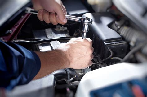 Explore Engaging Reads » 7 common car maintenance