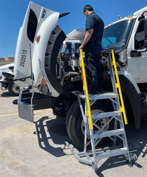 Common Trailer Repair Issues in Fresno