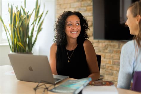 Communicating Interests