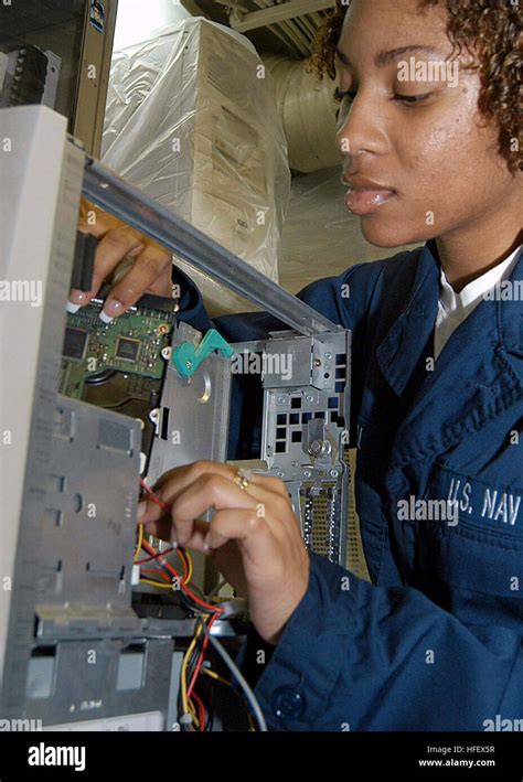 Computer Repair Norfolk VA Technician Working