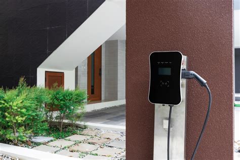 Concept Green Charger