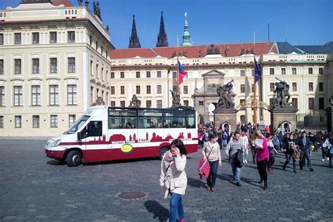Cons of Prague Bus Tour