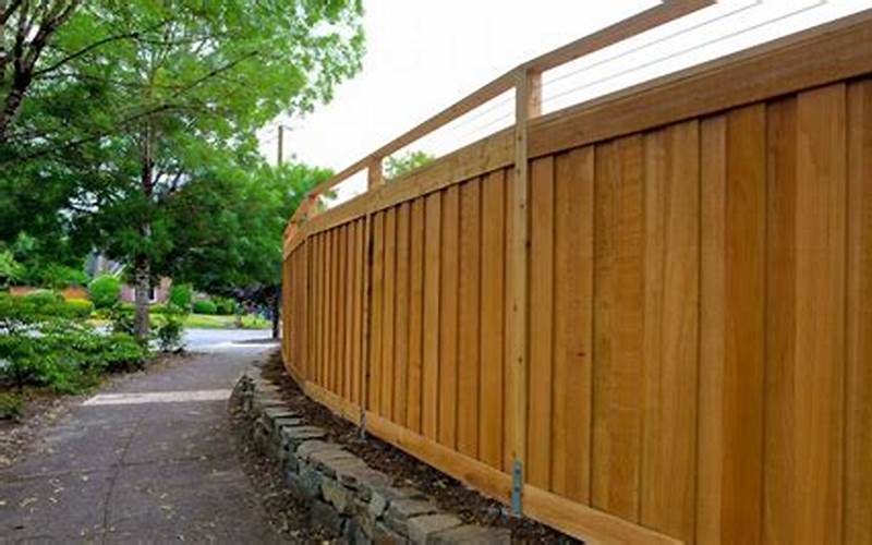 Constructing A Tall Privacy Fence: A Comprehensive Guide