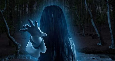 Contoh Hantu