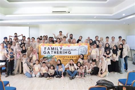 Contoh Tema Family Gathering